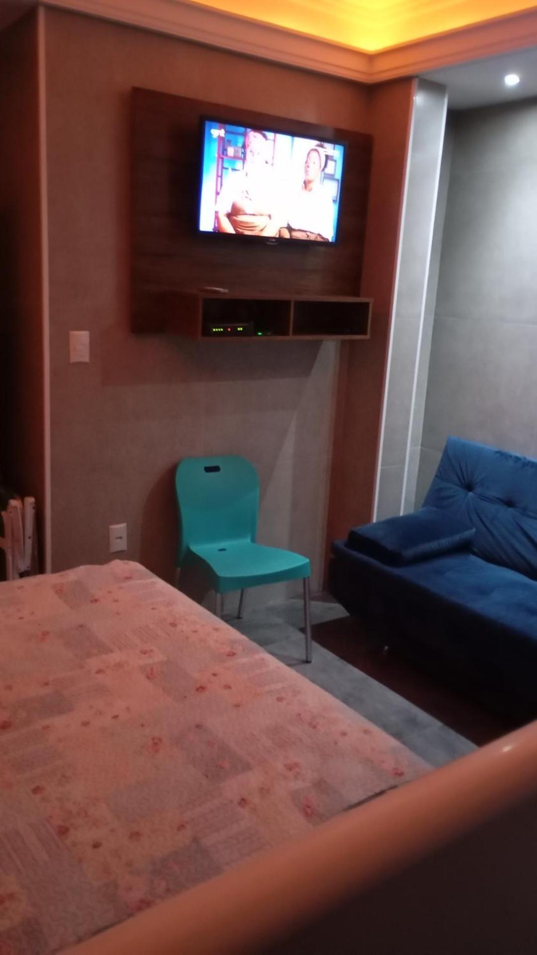 Kitnet No Coracao De Balneario Camboriu - 04 Pessoas - Camelodromo - Av Central - Igreja - 03 Quadras Mar - Ar-Condicionado - Btv Canais Livres - Hbo - Filmes - Series- Garagem Rotativa No Predio - Wi-Fi Free 250 Mega - Point De Bares E Restaurantes מראה חיצוני תמונה